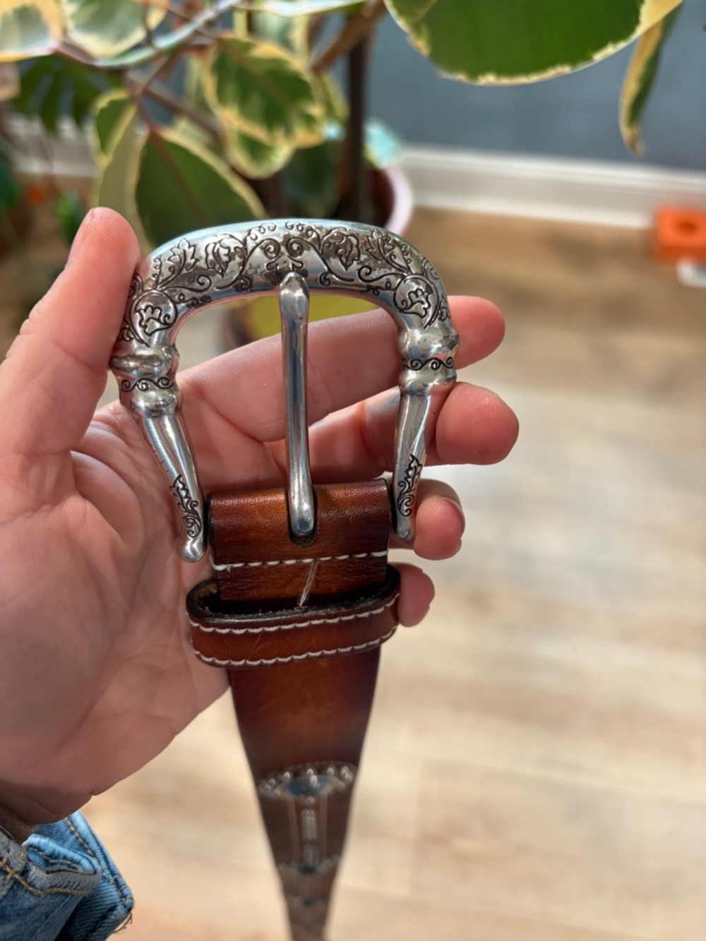 Brighton Brown Leather Belt Silver Concho Studded Western Boho Size Medium - Picture 2 of 11